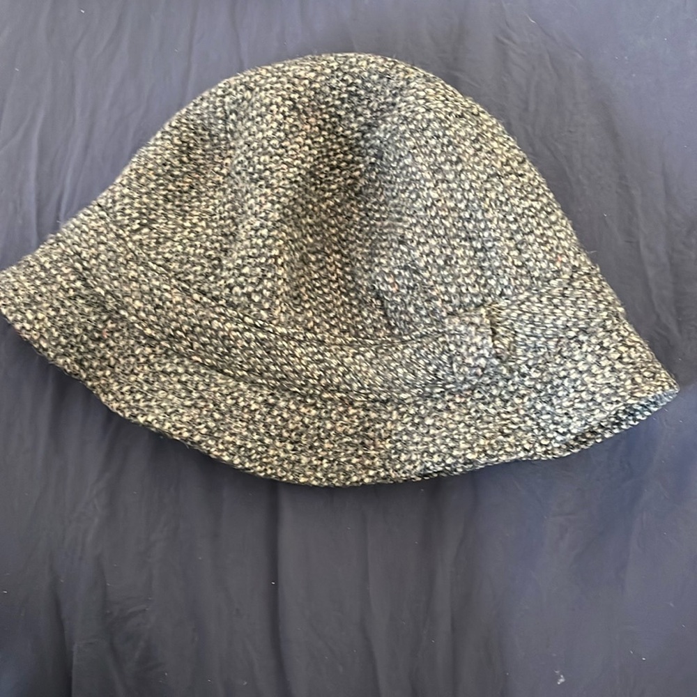 Vintage Pendleton Hat 100% virgin wool, made in the USA, size Large